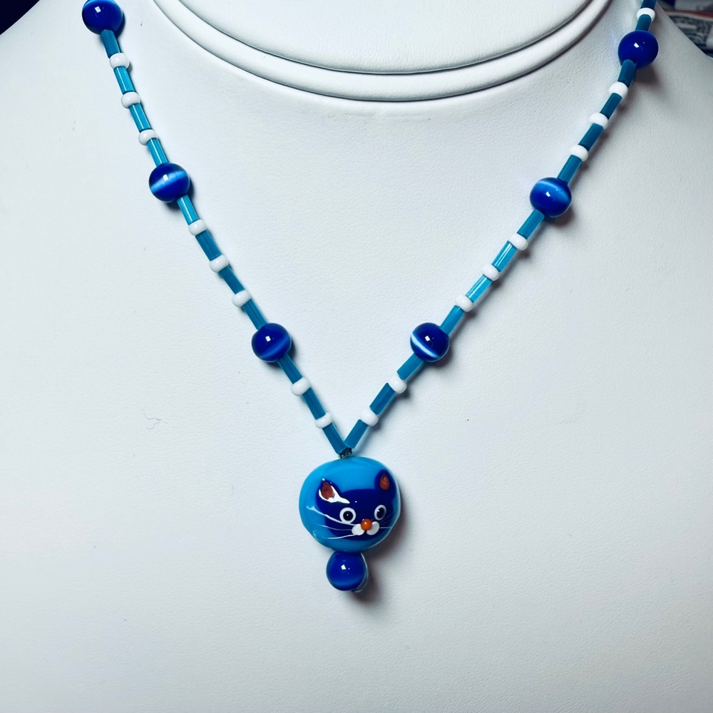 Children's Blue Beaded Cat Necklace